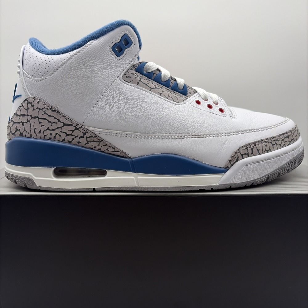 Size 9.5 - Air Jordan 3 2026 True Blue (IF4396-104)